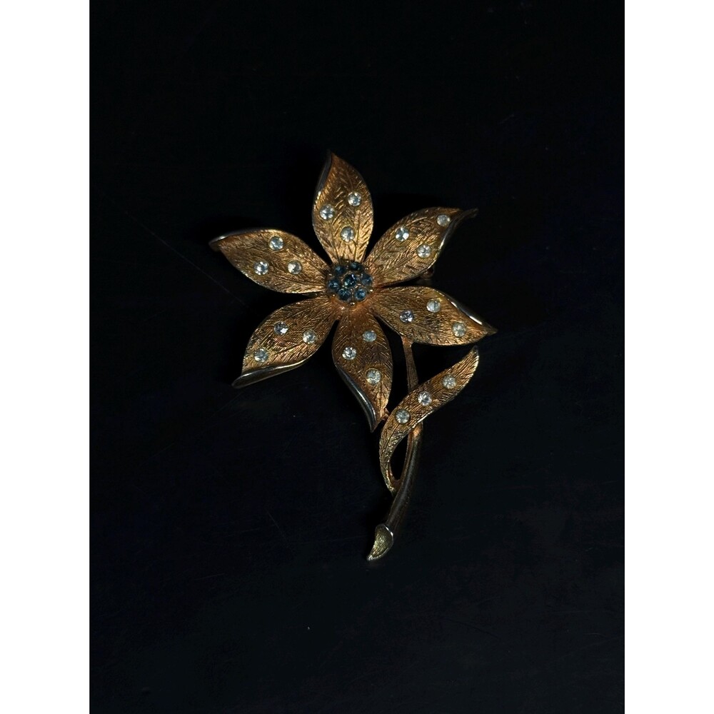 Vintage JJ Jonette Gold Tone Flower Rhinestone Brooch 2.40"